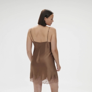 NOCTURNE KORTE NUISETTE 780 MACCHIATO
